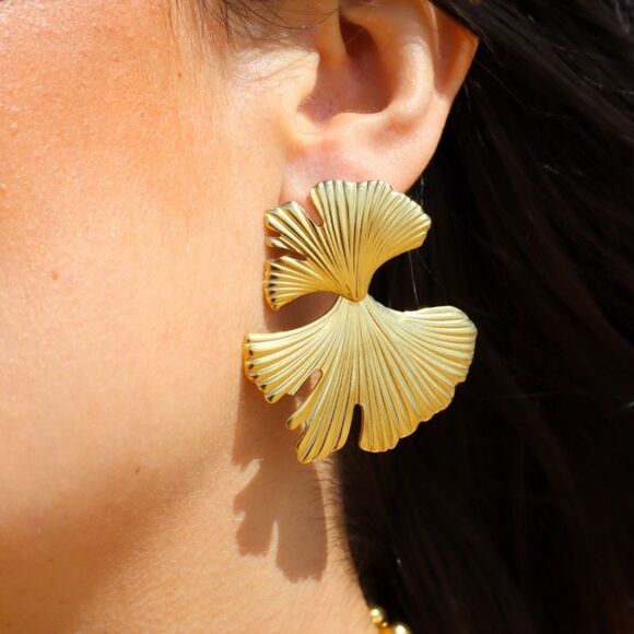 ZaraāstudāearringsāA288 - Picture 2 of 6